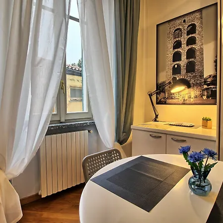 Logicasa Tower Gate Apartment Como